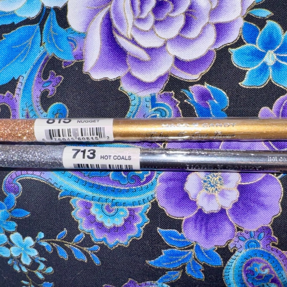 Hard Candy Take Me Out Eye Liner 2 Pack Gold & Silver Shimmer Glitter Liners